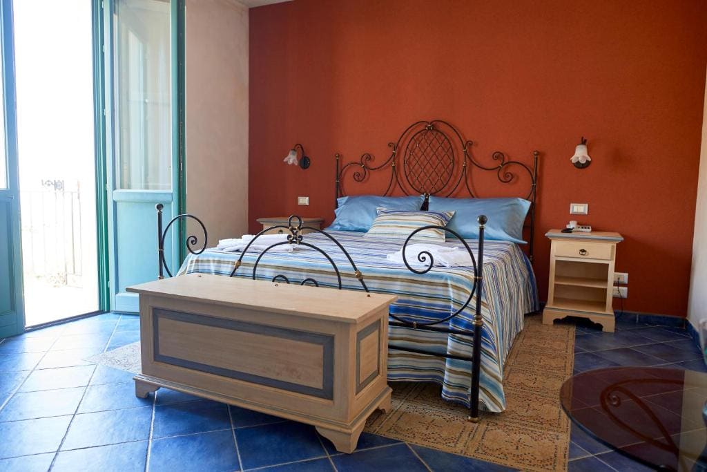 Superior Double Room room - Image 1