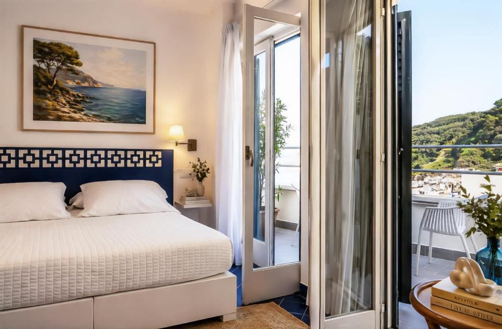 Double or Twin Room with Partial Sea View room - Image 1