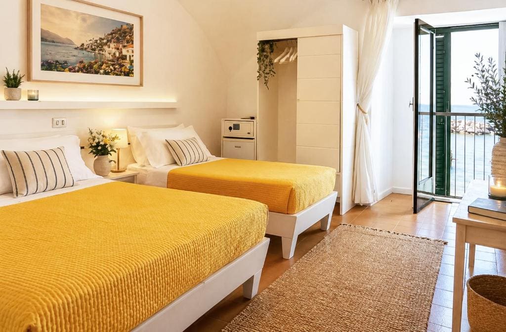 Triple Room with Sea View room - Image 2