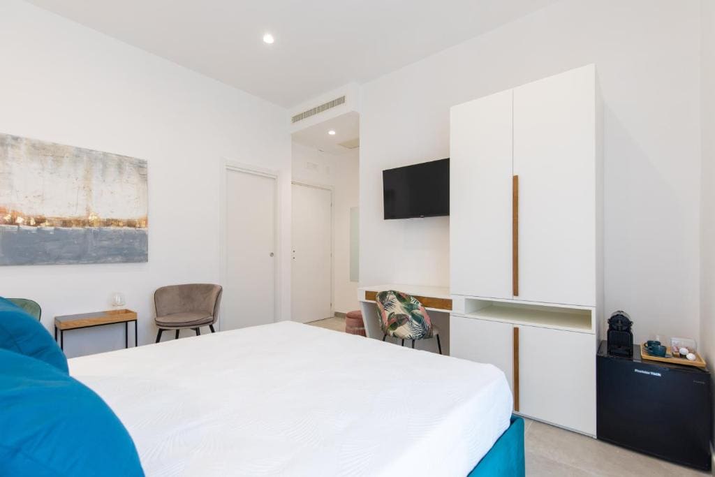 Standard Double Room room - Image 2
