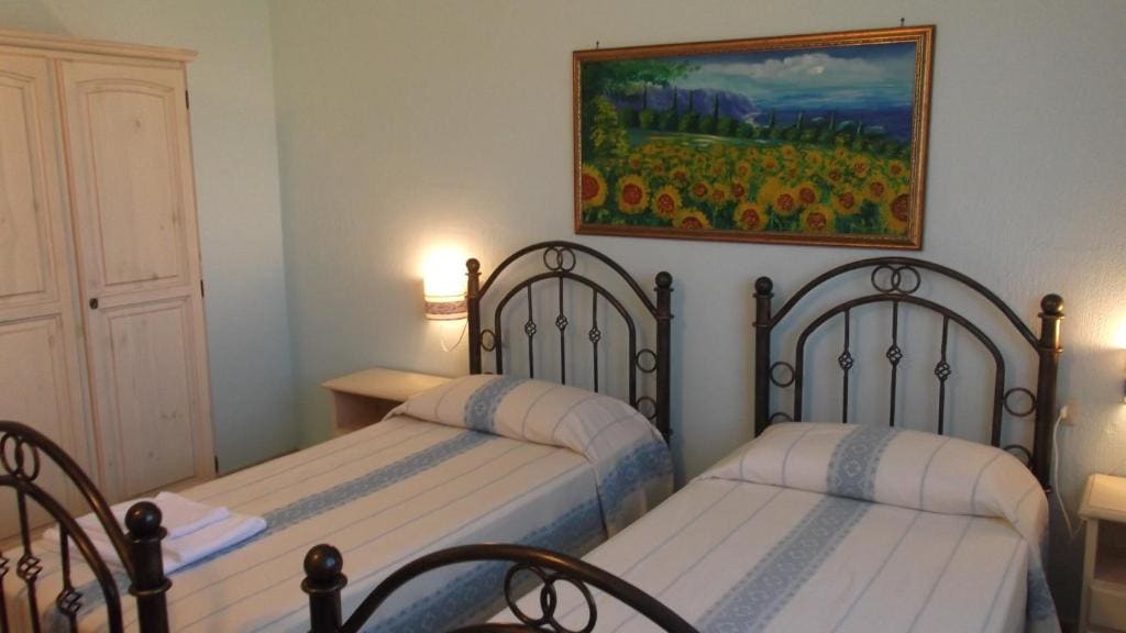 Two-Bedroom Apartment room - Image 1