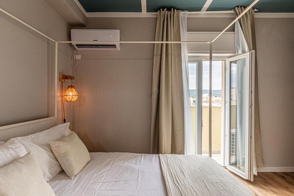 Double Room with Private Bathroom room - Image 1