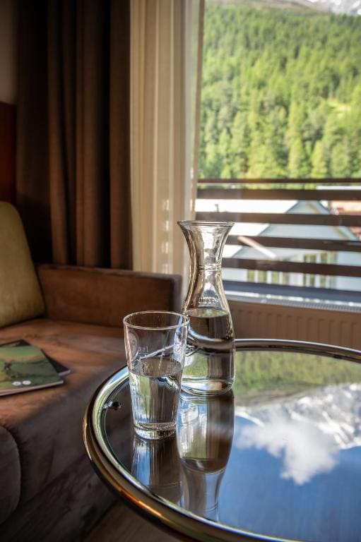 Deluxe Single Room with Balcony room - Image 2