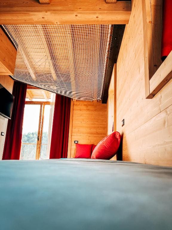 Apartment with Lake View room - Image 3