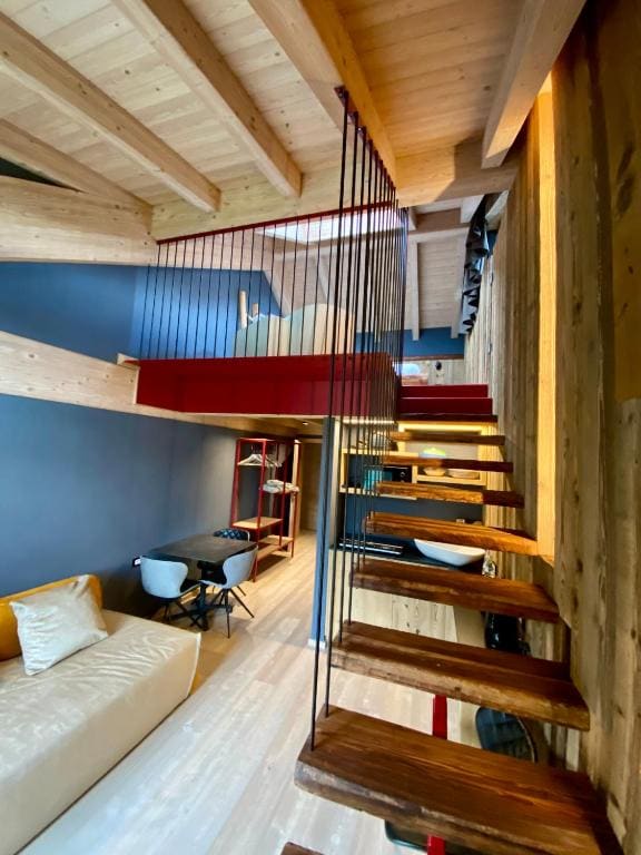 Suite with Lake View room - Image 3