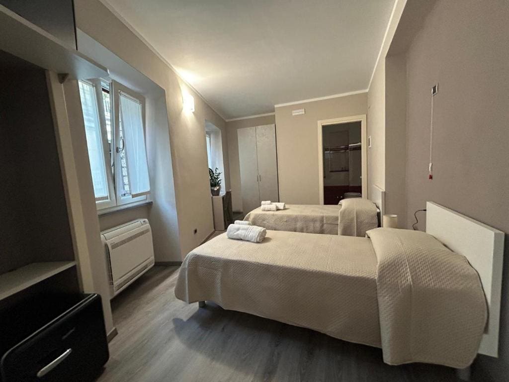 Double or Twin Room room - Image 3
