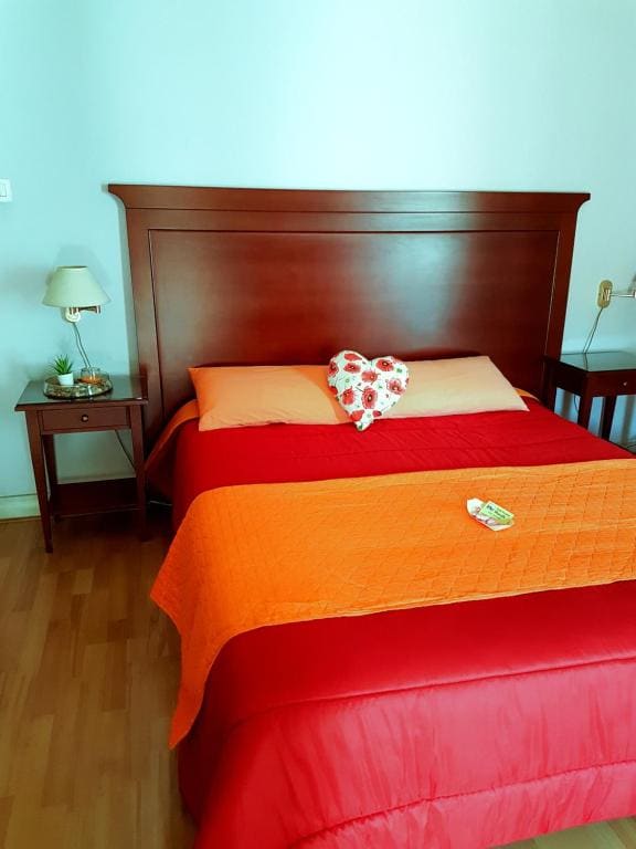Triple Room with Balcony room - Image 1
