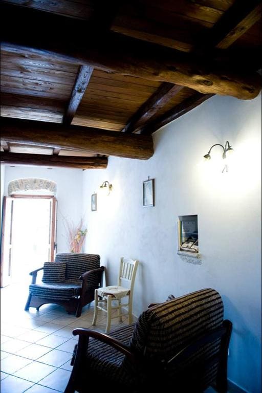 Classic Double Room room - Image 2