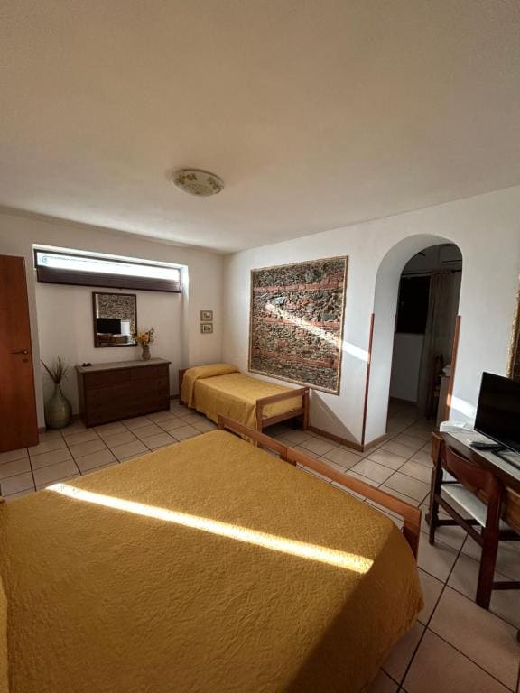 Twin Room room - Image 3