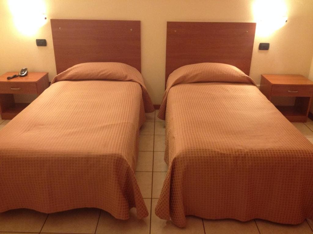 Double or Twin Room room - Image 2