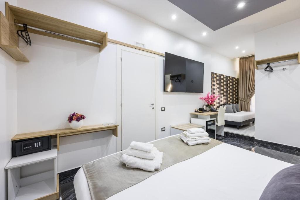 Double Room with Mountain View room - Image 1