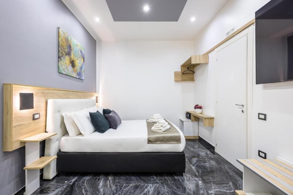 Double Room with Mountain View room - Image 3