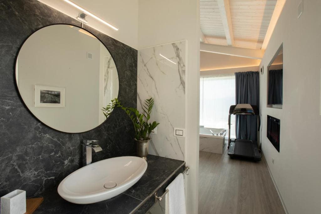 King Room with Mountain View room - Image 3