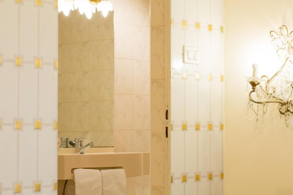 Suite room - Image 2