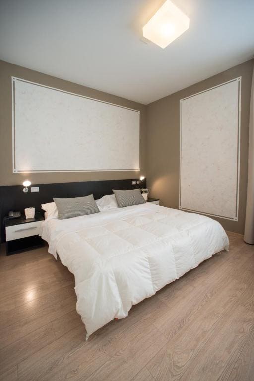 Superior Double Room room - Image 3