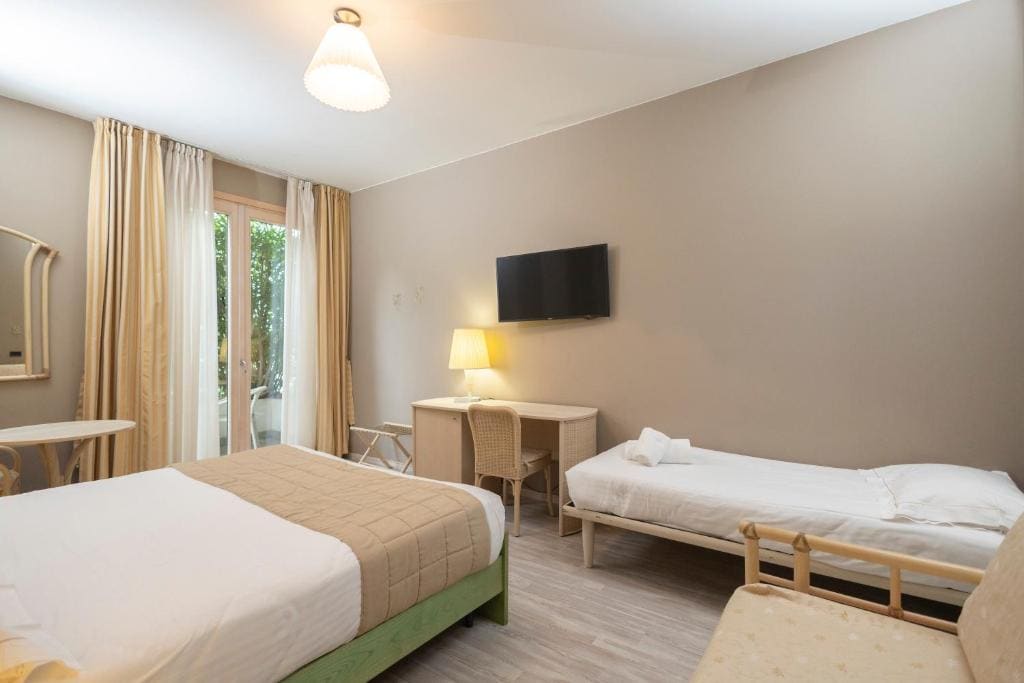 Standard Double Room room - Image 1