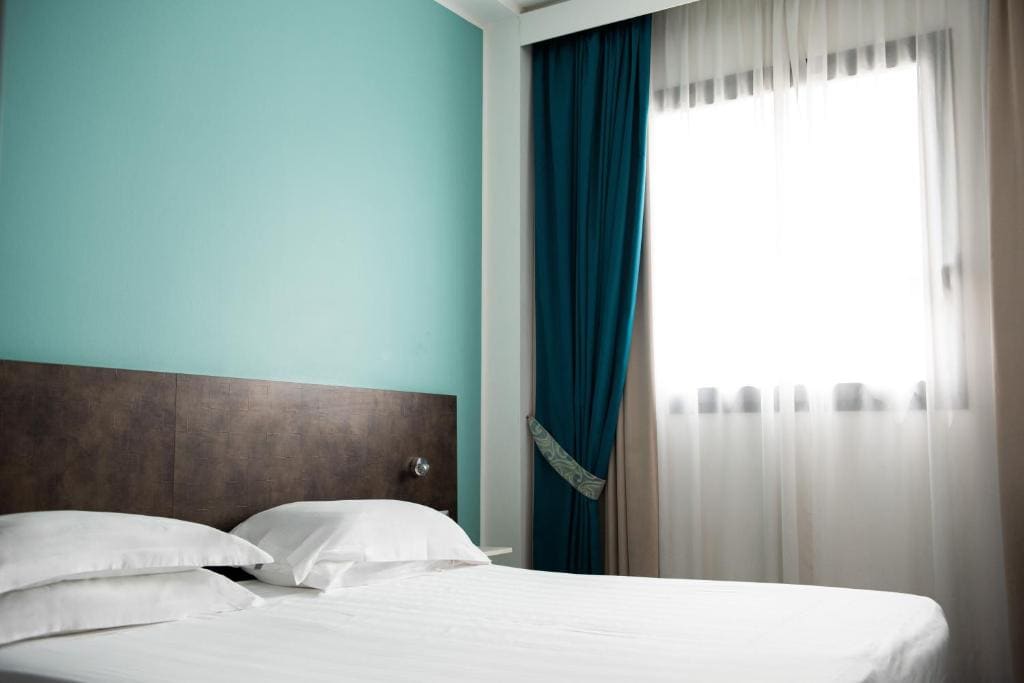 Standard Double or Twin Room room - Image 1
