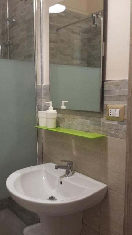 Deluxe Room room - Image 1