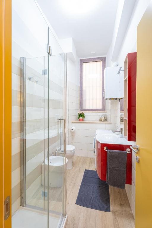 Deluxe Triple Room room - Image 1