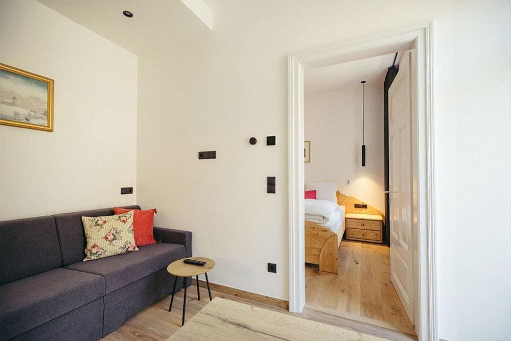 Double Room with Mountain View room - Image 2