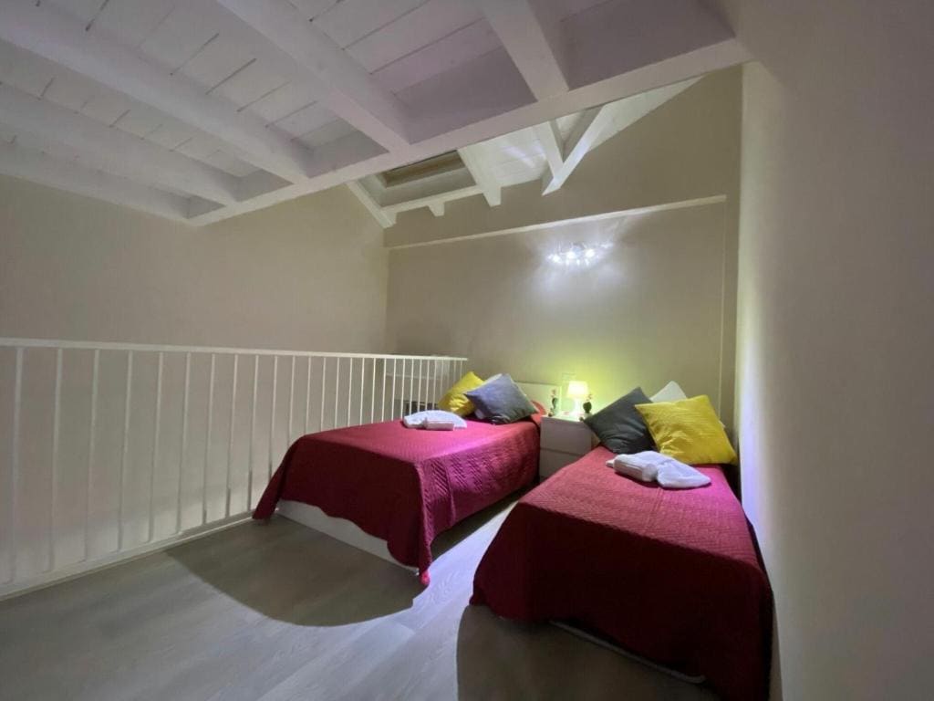 Comfort Quadruple Room room - Image 2