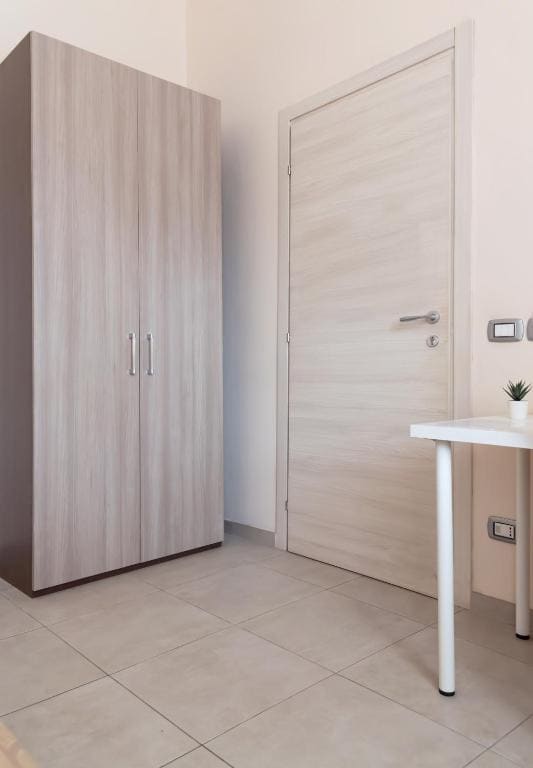 Double Room with Private Bathroom room - Image 2