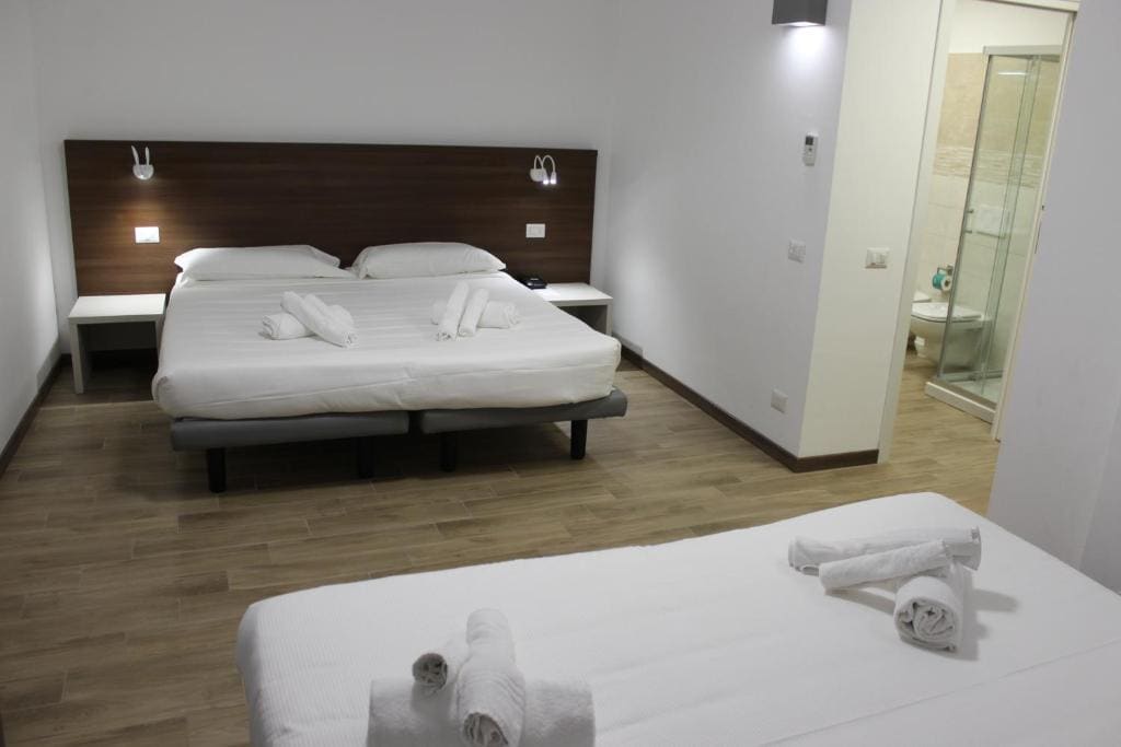 Quadruple Room with Garden View room - Image 2