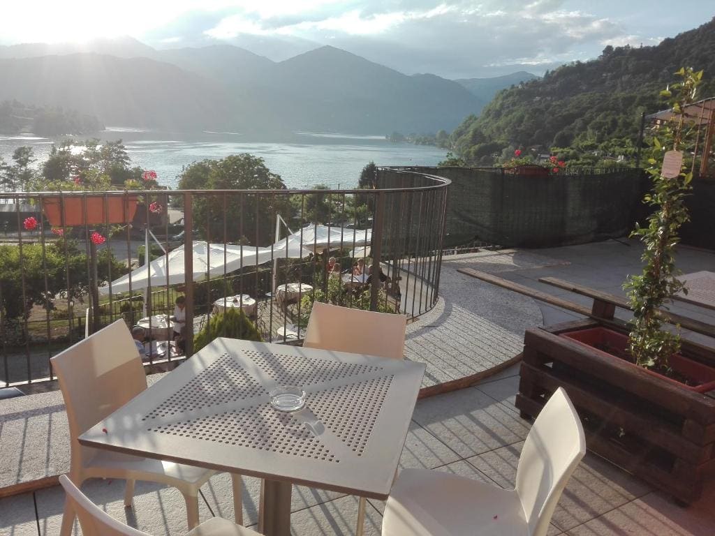 Triple Room with Terrace and Lake View room - Image 3