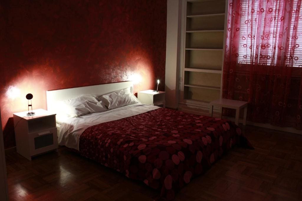 Double Room with Shared Bathroom room - Image 1