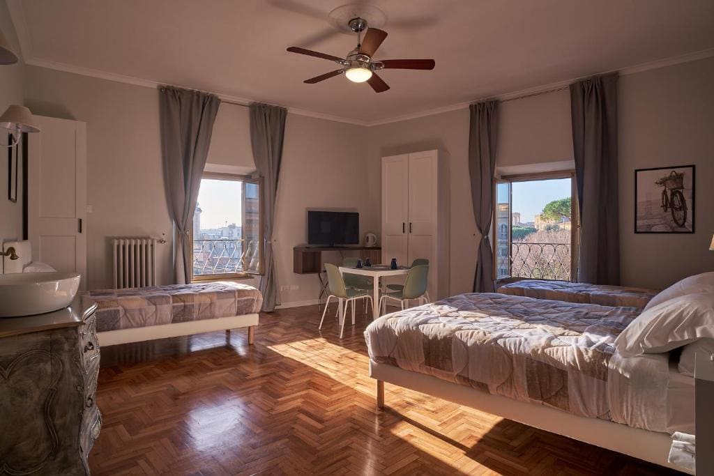 Classic Double Room room - Image 3