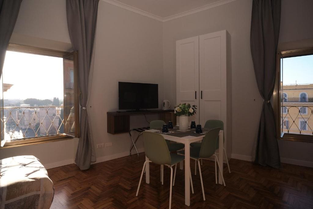 Classic Double Room room - Image 2