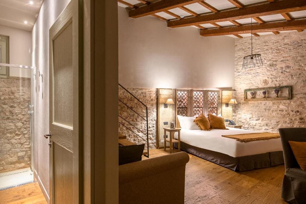 Suite with Garden View room - Image 1