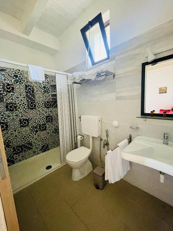 Two-Bedroom Apartment room - Image 1