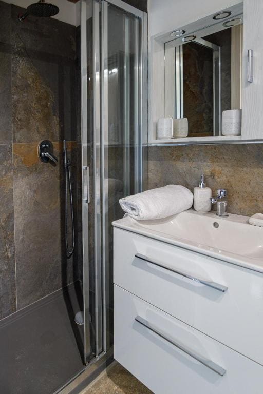 Holiday Home room - Image 1