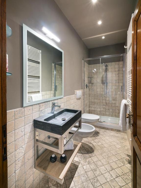 Standard Suite room - Image 3