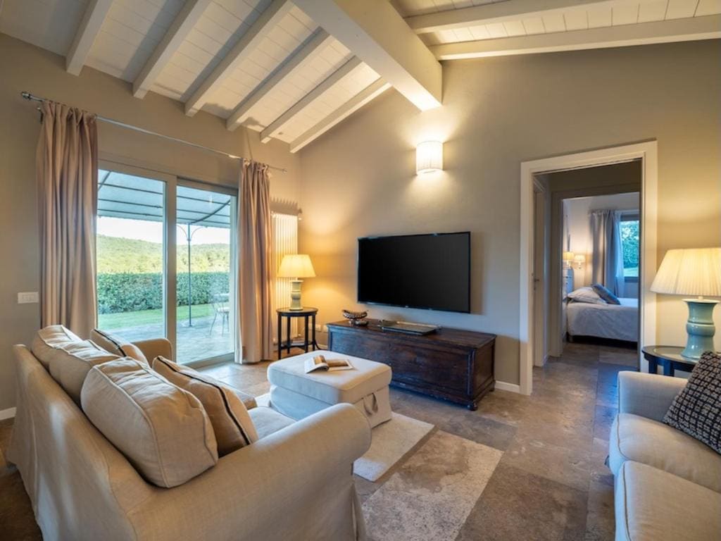 Suite Apartment room - Image 1