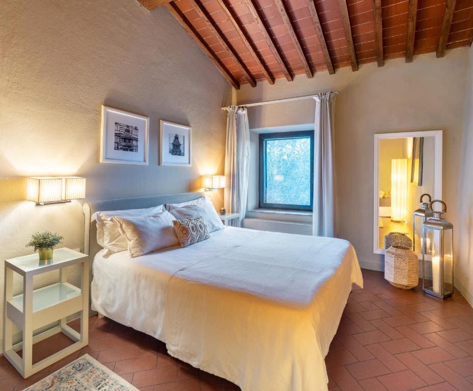 Superior Suite room - Image 3