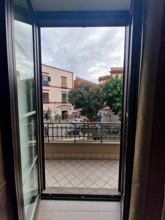 Double Room with Balcony room - Image 1