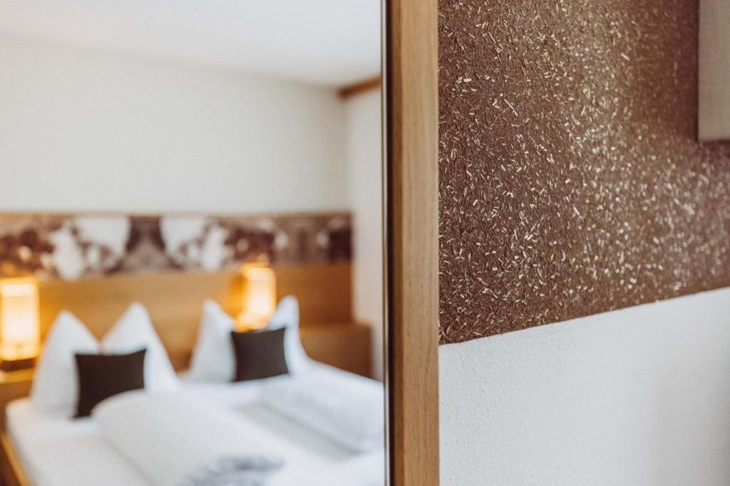 Double Room - Annex with balcony room - Image 2