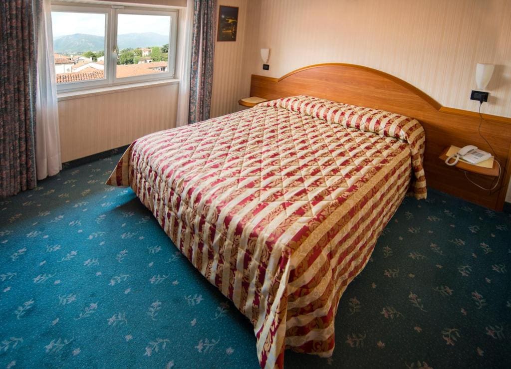 Superior Double Room room - Image 3
