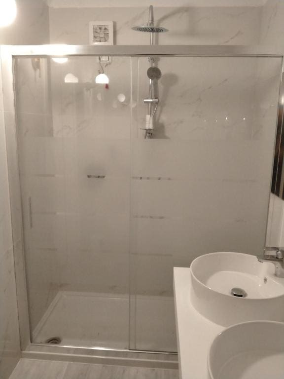 Deluxe Room room - Image 1
