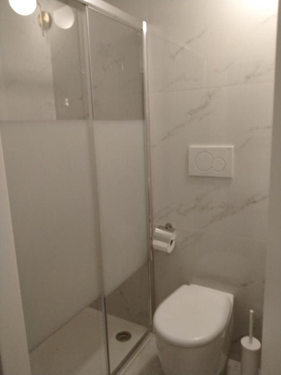 Small Single Room room - Image 2