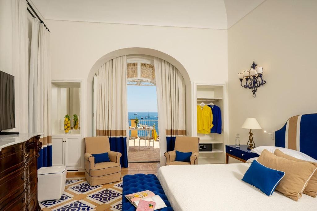 Junior Suite with Sea View room - Image 2