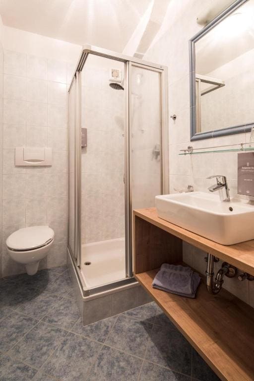 Standard Single Room room - Image 2