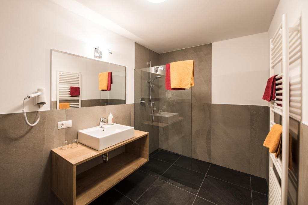 Superior Double Room room - Image 2