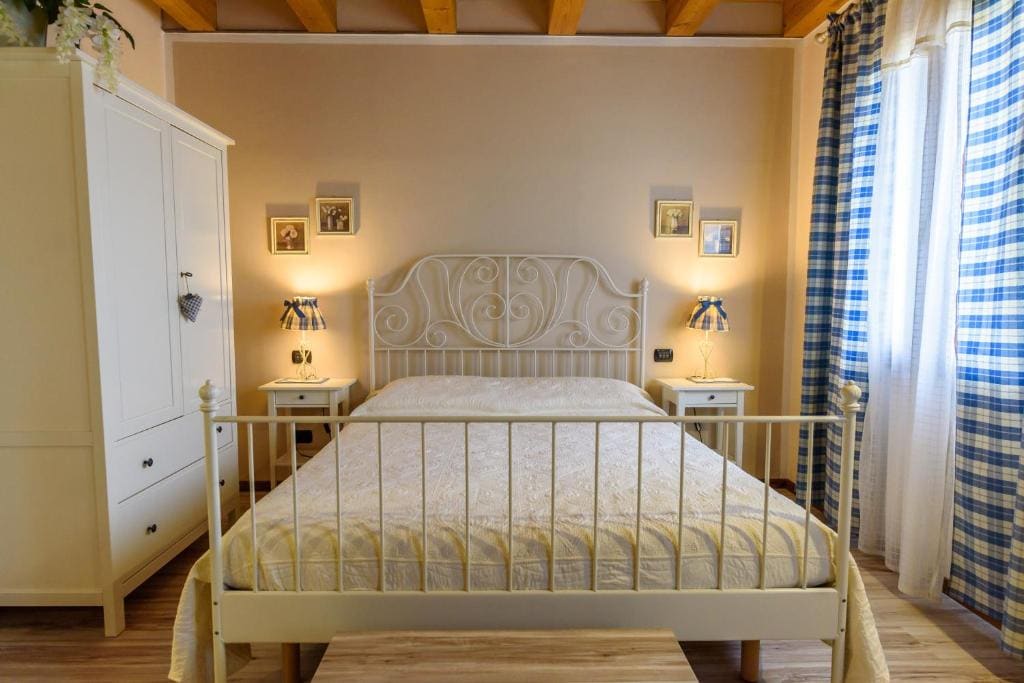 Double or Twin Room with Private Bathroom room - Image 2