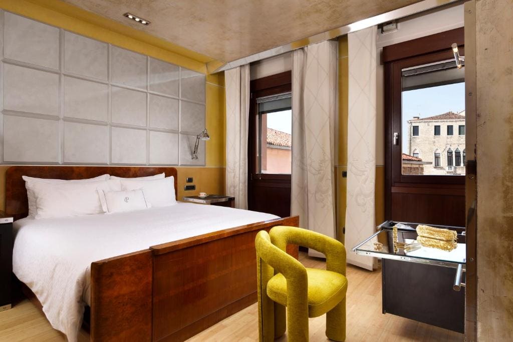 Executive Double Room room - Image 3