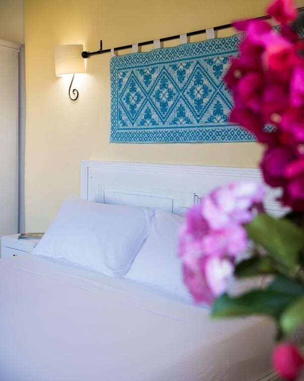 Superior Double or Twin Room room - Image 2