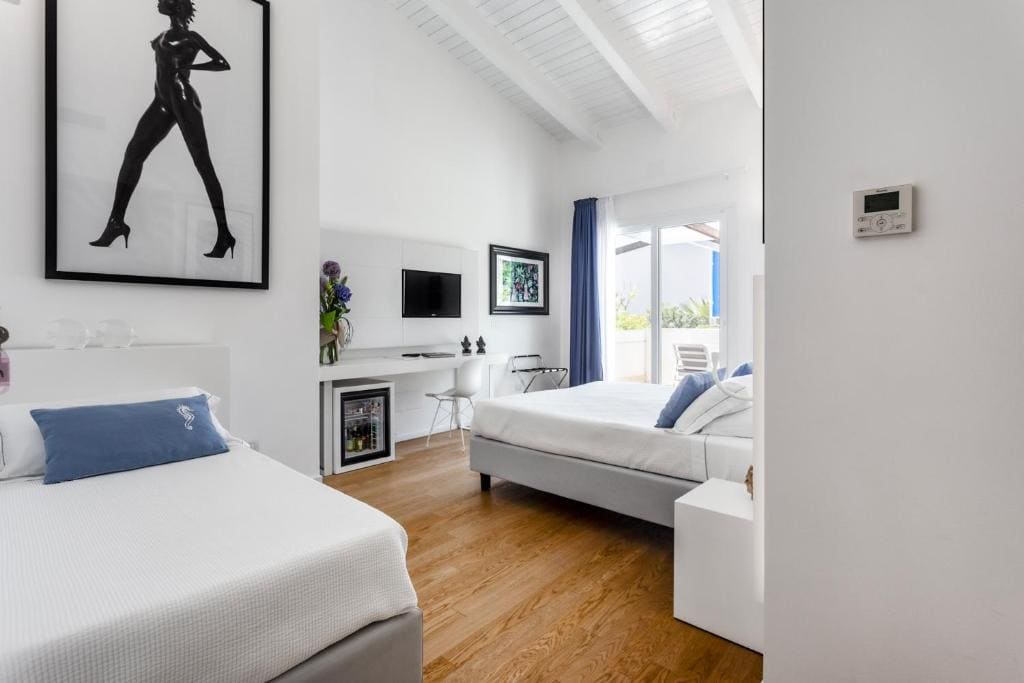Standard Double Room room - Image 2