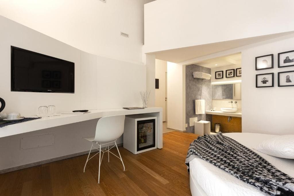 Junior Suite with Sea View room - Image 3